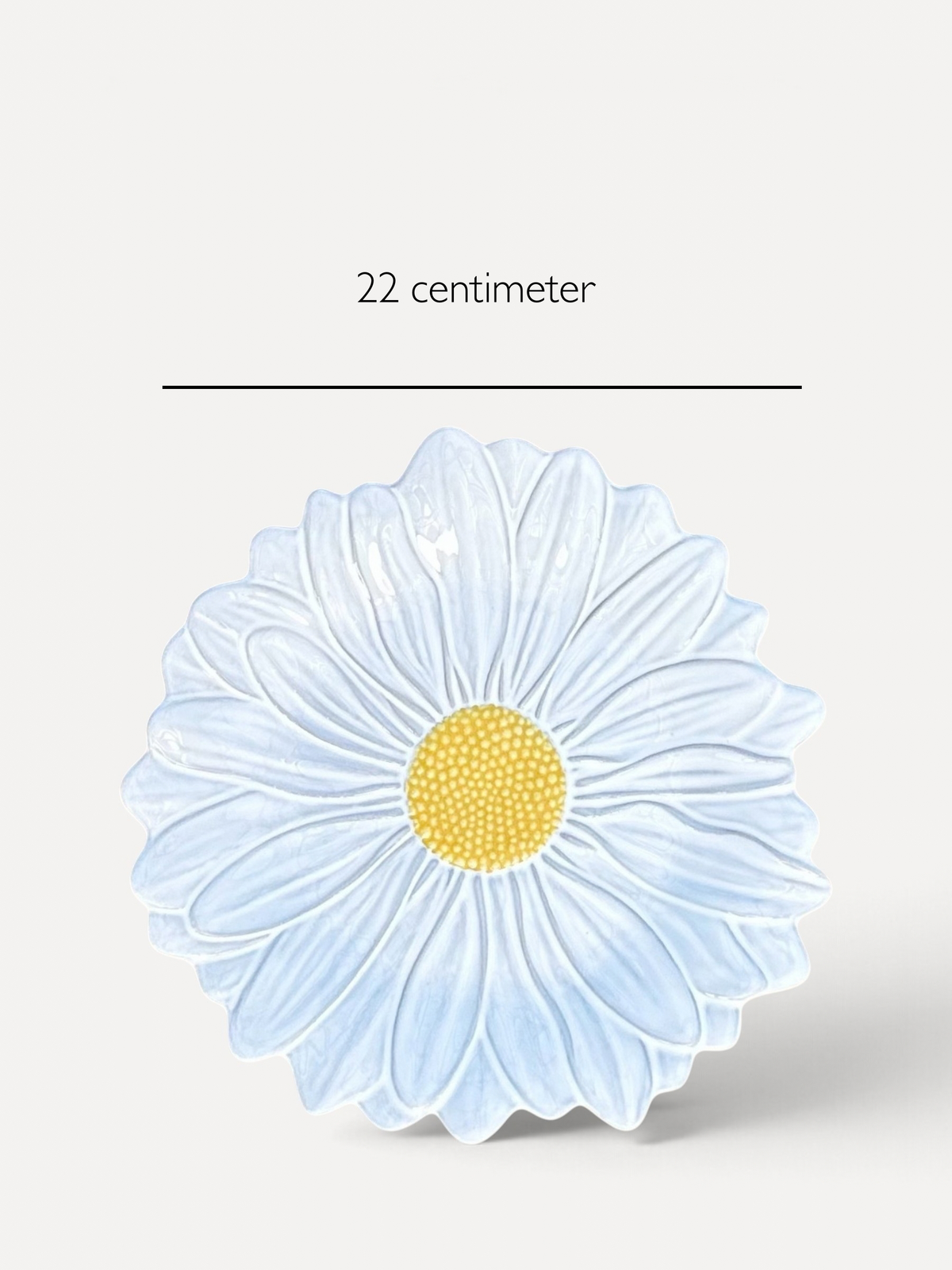 Bordallo Pinheiro Maria Flor lille Daisy fad eller tallerken i hvid med mål - håndlavet keramik fra Portugal