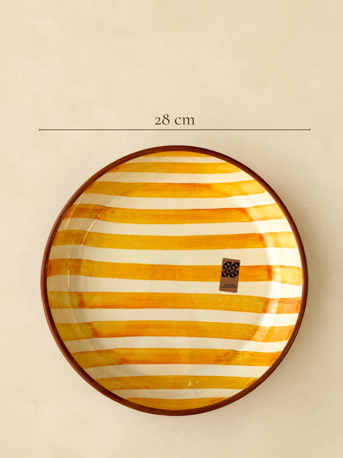 Casa Cubista Bold Stripe gulstribet serveringsskål - håndlavet terracotta fra Portugal
