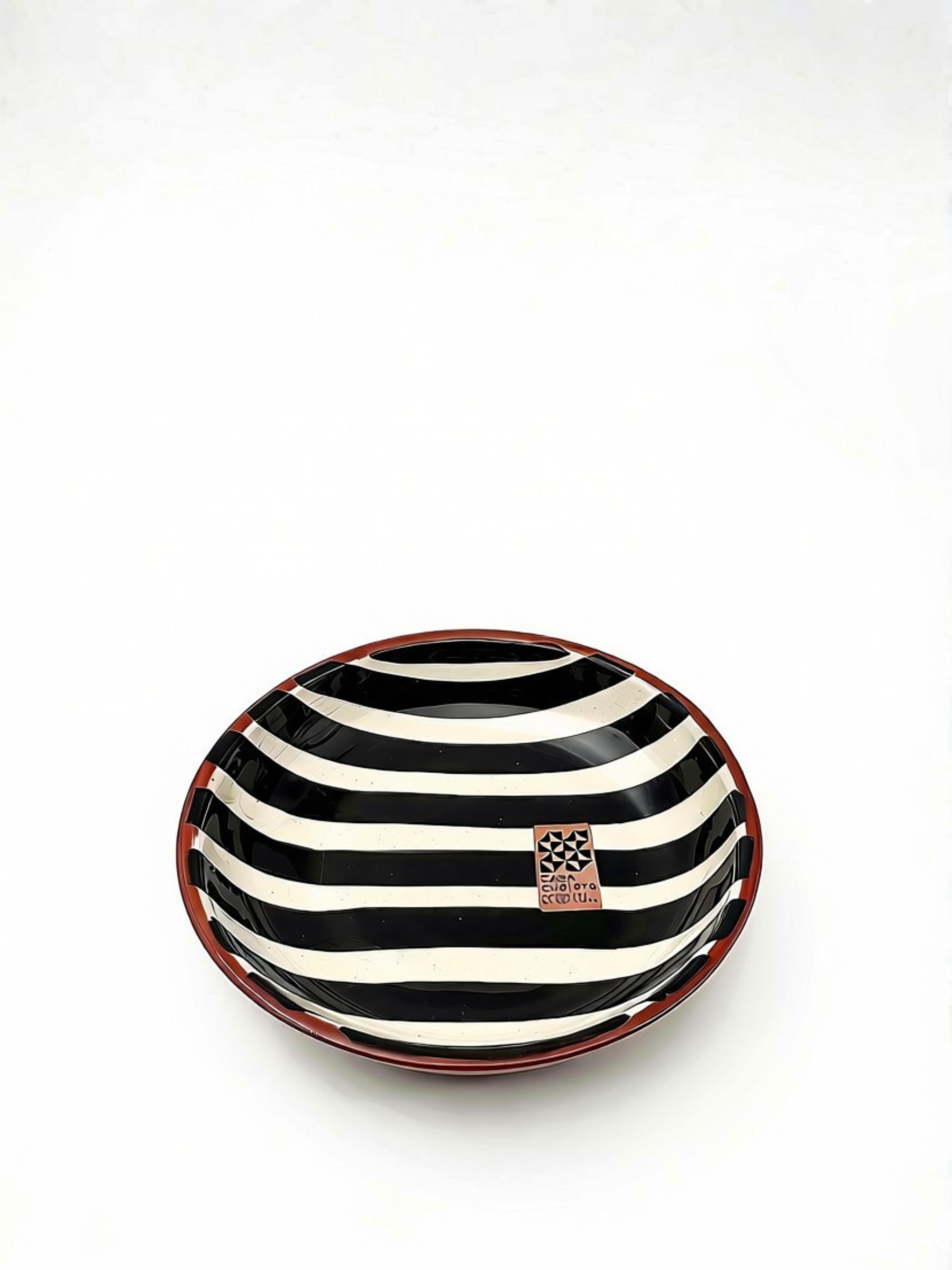 Casa Cubista Bold stripe lille sortstribet skål - håndlavet terracotta fra Portugal