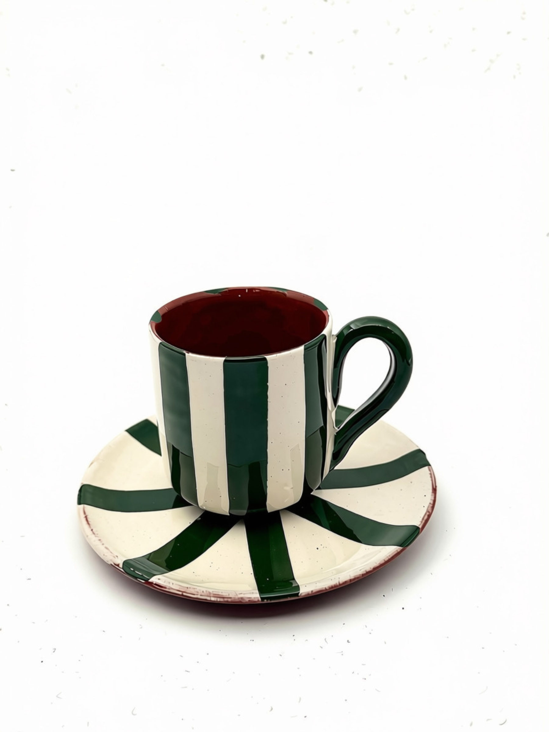 Casa Cubista Vertical Stripe espressokop med underskål i hvide og grønne striber - håndlavet terracotta fra Portugal