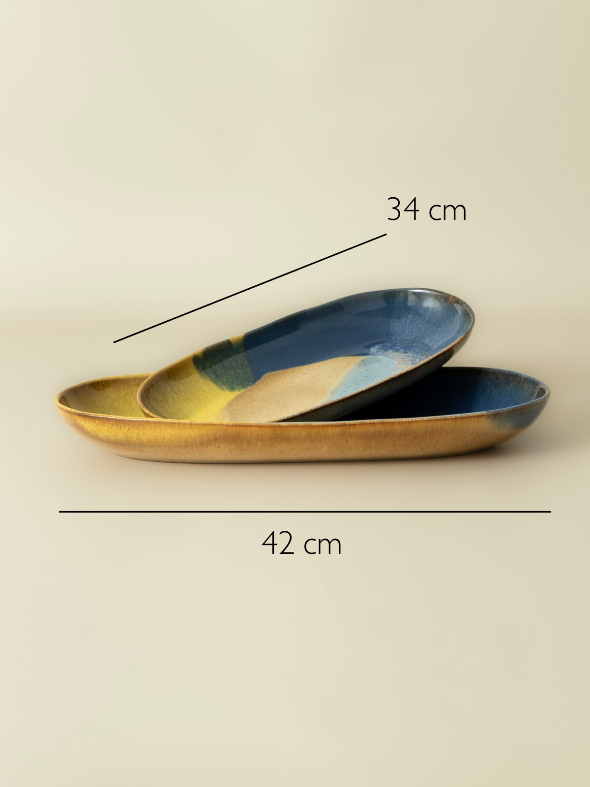 To store ovale fade fra Terrafinas Corals kollektion med mål - håndlavet porcelænsstentøj fra Portugal