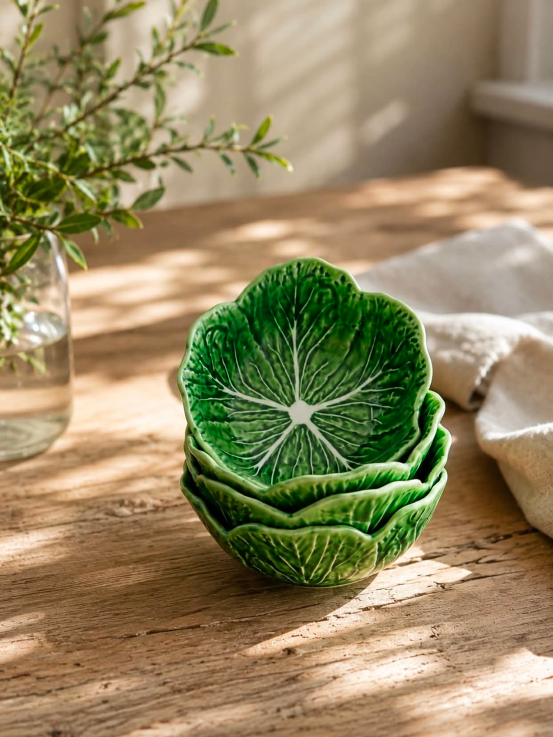 Grøn Cabbage skåle i medium 15 centimeter fra Bordallo Pinheiro - unik håndlavet keramik fra Portugal