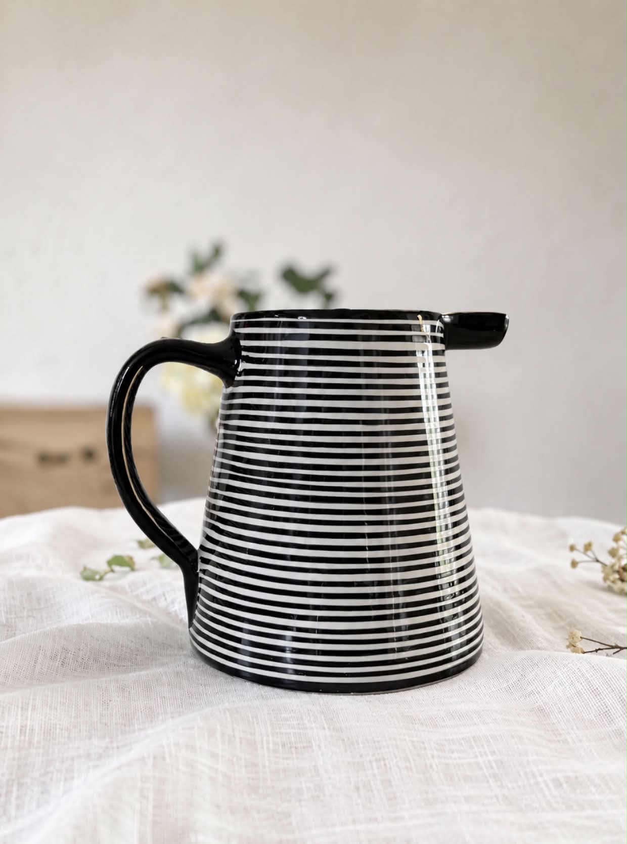 Casa Cubista Classic Stripe kande med sorte striber på teracotta - håndlavet i Portugal