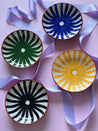 Gul, blå, grøn og sort Casa Cubista Ray skåle med lille silkebånd